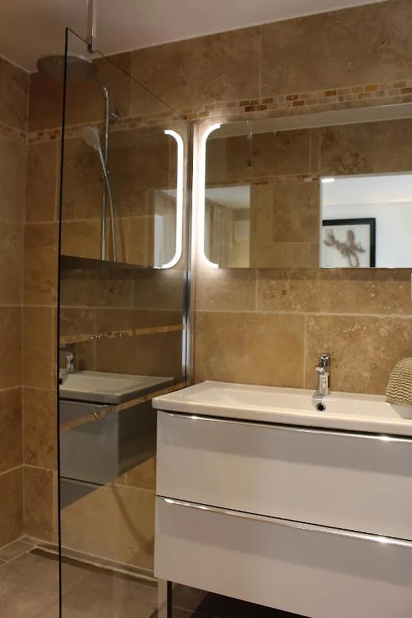 Residence Inaya Six-Fours-les-Plages France