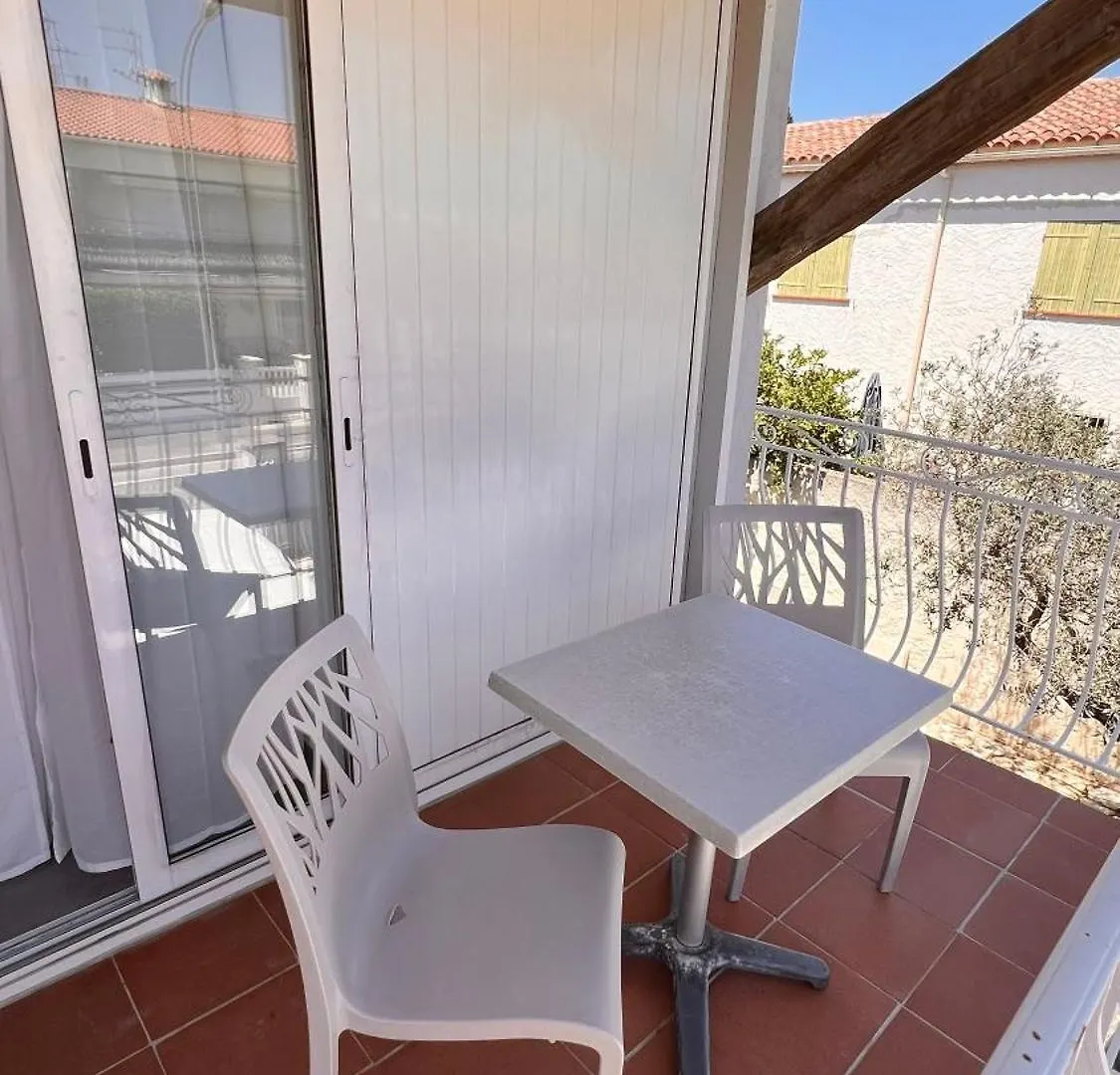 Residence Inaya Six-Fours-les-Plages France